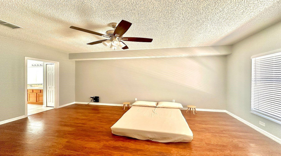 KISSIMMEE, Florida 34747, 5 Bedrooms Bedrooms, ,4 BathroomsBathrooms,Residential,For Sale,PALM HARBOR,0,MFRS5149105