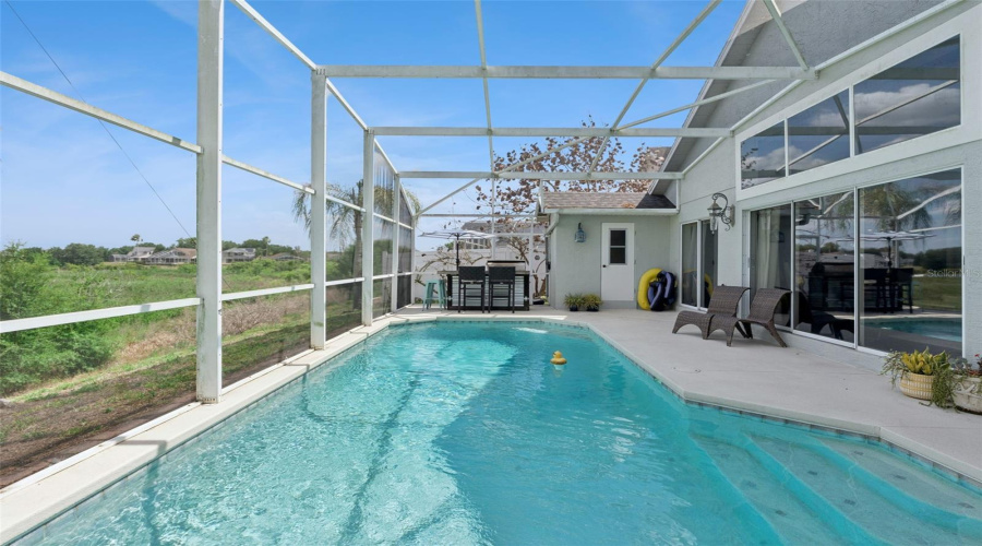 DAVENPORT, Florida 33896, 4 Bedrooms Bedrooms, ,3 BathroomsBathrooms,Residential,For Sale,WINDSOR,0,MFRS5144046