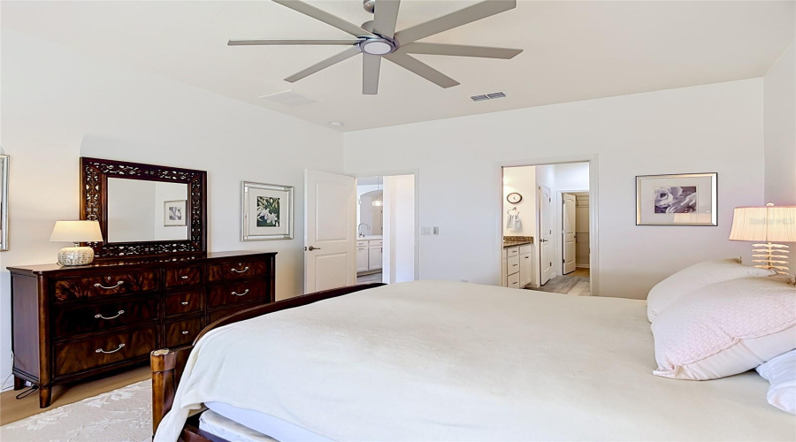 DAVENPORT, Florida 33837, 3 Bedrooms Bedrooms, ,2 BathroomsBathrooms,Residential,For Sale,MONTORO,0,MFRO6403550