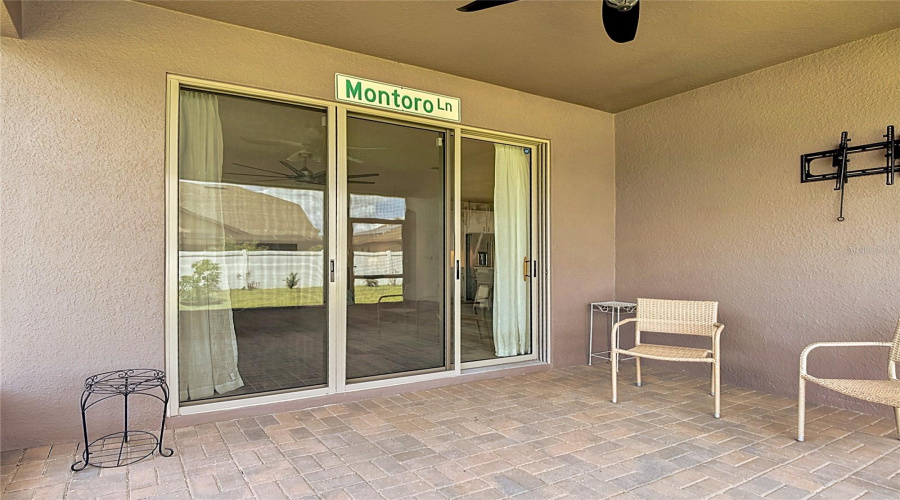 DAVENPORT, Florida 33837, 3 Bedrooms Bedrooms, ,2 BathroomsBathrooms,Residential,For Sale,MONTORO,0,MFRO6403550