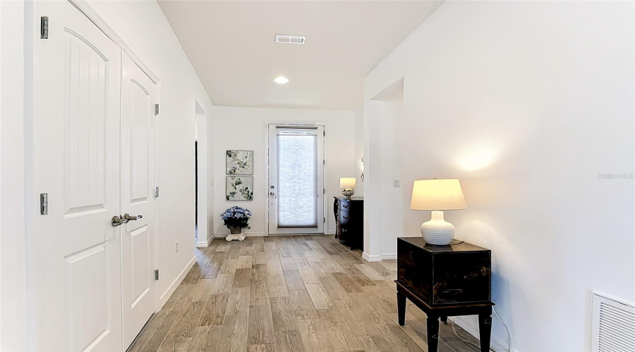 DAVENPORT, Florida 33837, 3 Bedrooms Bedrooms, ,2 BathroomsBathrooms,Residential,For Sale,MONTORO,0,MFRO6403550