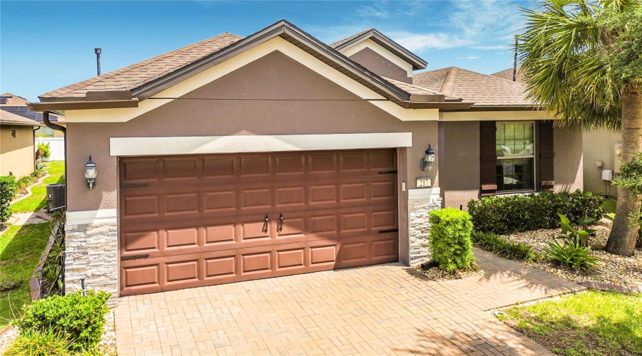 DAVENPORT, Florida 33837, 3 Bedrooms Bedrooms, ,2 BathroomsBathrooms,Residential,For Sale,MONTORO,0,MFRO6403550