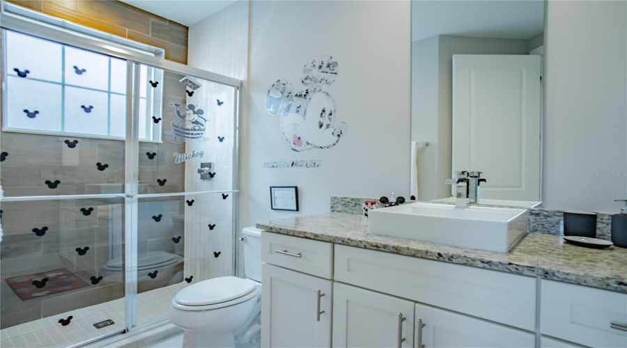 KISSIMMEE, Florida 34747, 5 Bedrooms Bedrooms, ,5 BathroomsBathrooms,Residential,For Sale,SUNNY DREAMS,0,MFRO6357540