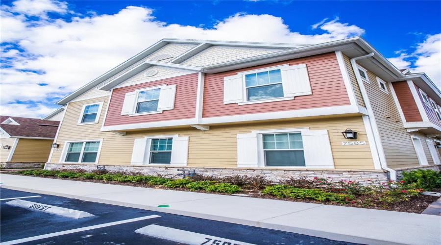KISSIMMEE, Florida 34747, 5 Bedrooms Bedrooms, ,5 BathroomsBathrooms,Residential,For Sale,SUNNY DREAMS,0,MFRO6357540