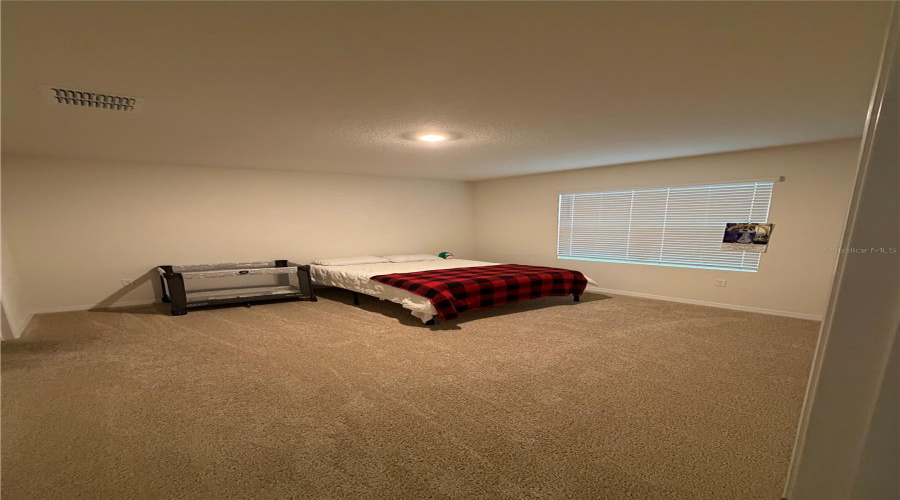 DAVENPORT, Florida 33837, 3 Bedrooms Bedrooms, ,2 BathroomsBathrooms,Residential,For Sale,BERRY,0,MFRS5149178