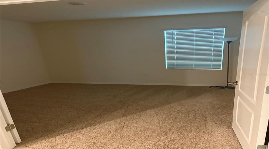 DAVENPORT, Florida 33837, 3 Bedrooms Bedrooms, ,2 BathroomsBathrooms,Residential,For Sale,BERRY,0,MFRS5149178