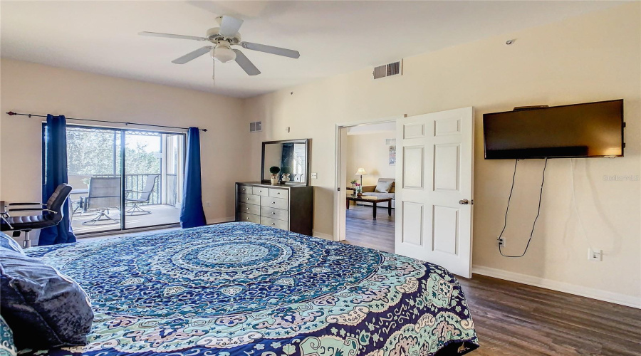 KISSIMMEE, Florida 34747, 3 Bedrooms Bedrooms, ,2 BathroomsBathrooms,Residential,For Sale,TREASURE TROVE,0,MFRO6304247