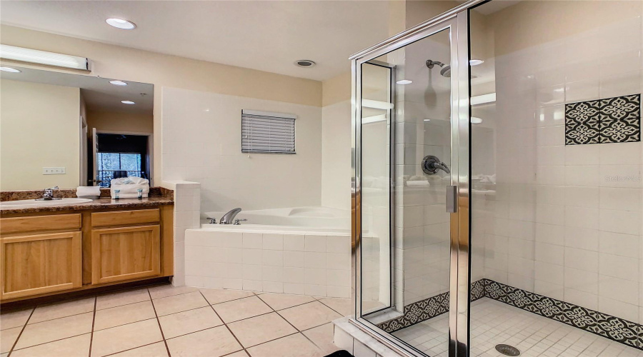 KISSIMMEE, Florida 34747, 3 Bedrooms Bedrooms, ,2 BathroomsBathrooms,Residential,For Sale,TREASURE TROVE,0,MFRO6304247