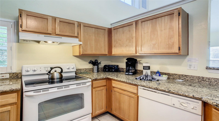 KISSIMMEE, Florida 34746, 2 Bedrooms Bedrooms, ,2 BathroomsBathrooms,Residential,For Sale,BONFIRE BEACH,0,MFRO6404782