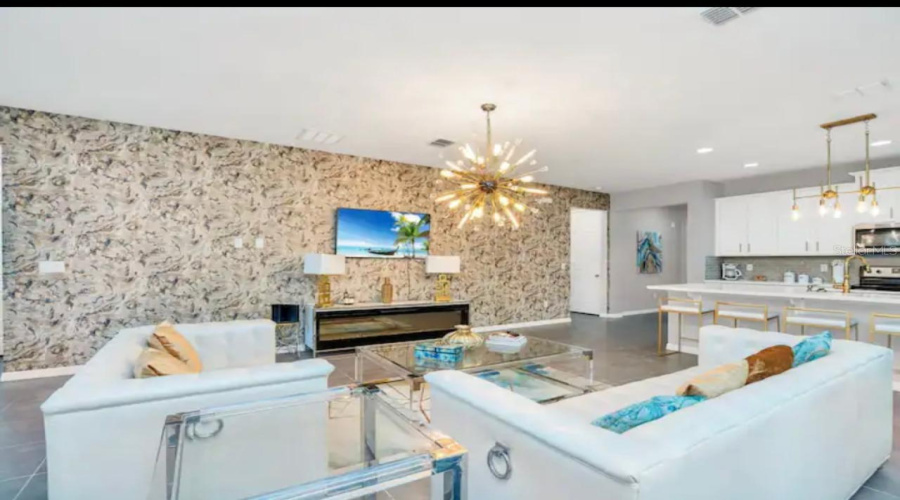 KISSIMMEE, Florida 34747, 6 Bedrooms Bedrooms, ,5 BathroomsBathrooms,Residential,For Sale,SAWYER PALM,0,MFRO6381814