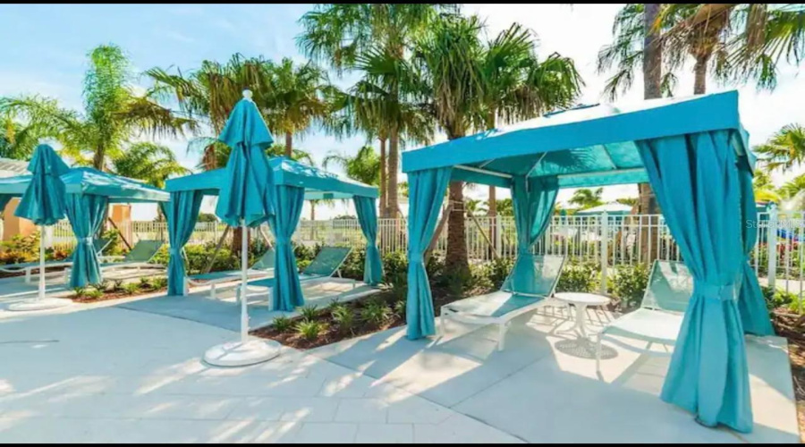 KISSIMMEE, Florida 34747, 6 Bedrooms Bedrooms, ,5 BathroomsBathrooms,Residential,For Sale,SAWYER PALM,0,MFRO6381814