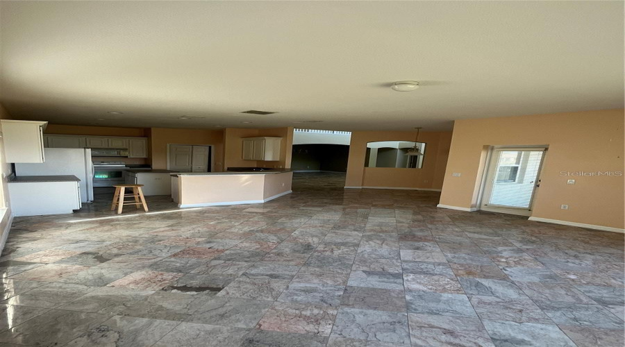 KISSIMMEE, Florida 34746, 4 Bedrooms Bedrooms, ,3 BathroomsBathrooms,Residential,For Sale,VALLEYVIEW,0,MFRS5148852