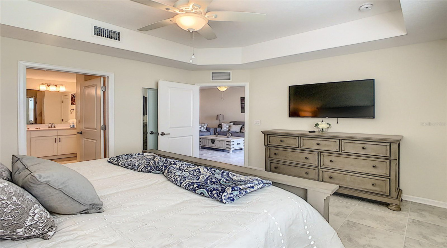 KISSIMMEE, Florida 34746, 3 Bedrooms Bedrooms, ,2 BathroomsBathrooms,Residential,For Sale,PARADOX,0,MFRO6403226