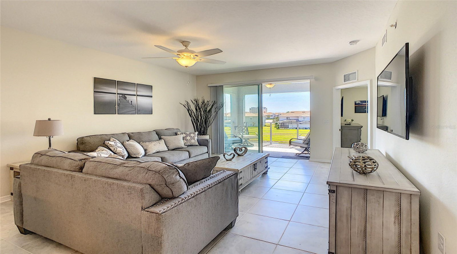 KISSIMMEE, Florida 34746, 3 Bedrooms Bedrooms, ,2 BathroomsBathrooms,Residential,For Sale,PARADOX,0,MFRO6403226