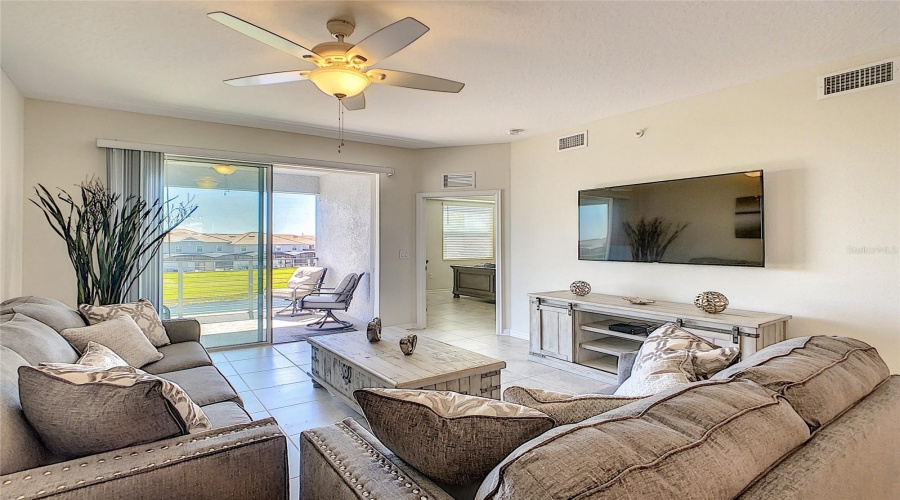 KISSIMMEE, Florida 34746, 3 Bedrooms Bedrooms, ,2 BathroomsBathrooms,Residential,For Sale,PARADOX,0,MFRO6403226