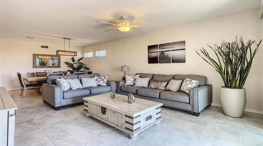 KISSIMMEE, Florida 34746, 3 Bedrooms Bedrooms, ,2 BathroomsBathrooms,Residential,For Sale,PARADOX,0,MFRO6403226