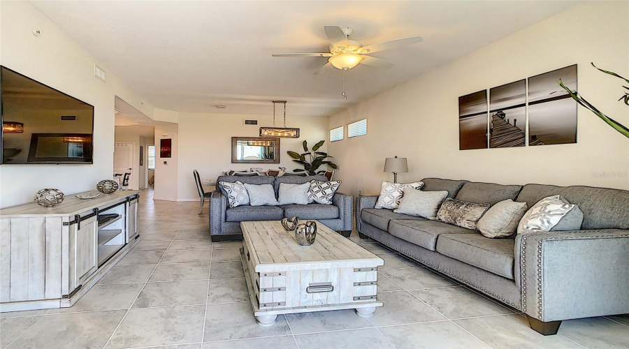 KISSIMMEE, Florida 34746, 3 Bedrooms Bedrooms, ,2 BathroomsBathrooms,Residential,For Sale,PARADOX,0,MFRO6403226