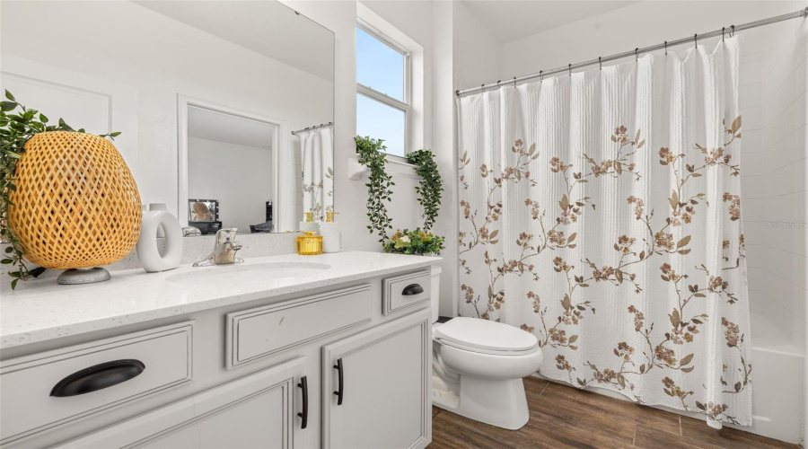 DAVENPORT, Florida 33837, 4 Bedrooms Bedrooms, ,3 BathroomsBathrooms,Residential,For Sale,GRAZIE,0,MFRS5149210