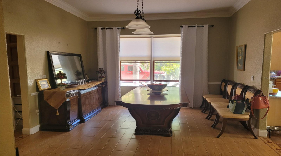 KISSIMMEE, Florida 34746, 5 Bedrooms Bedrooms, ,2 BathroomsBathrooms,Residential,For Sale,APPALOOSA,0,MFRTB8502920