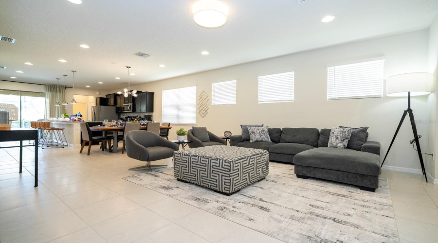 KISSIMMEE, Florida 34747, 5 Bedrooms Bedrooms, ,5 BathroomsBathrooms,Residential,For Sale,BENGAL,0,MFRO6402816