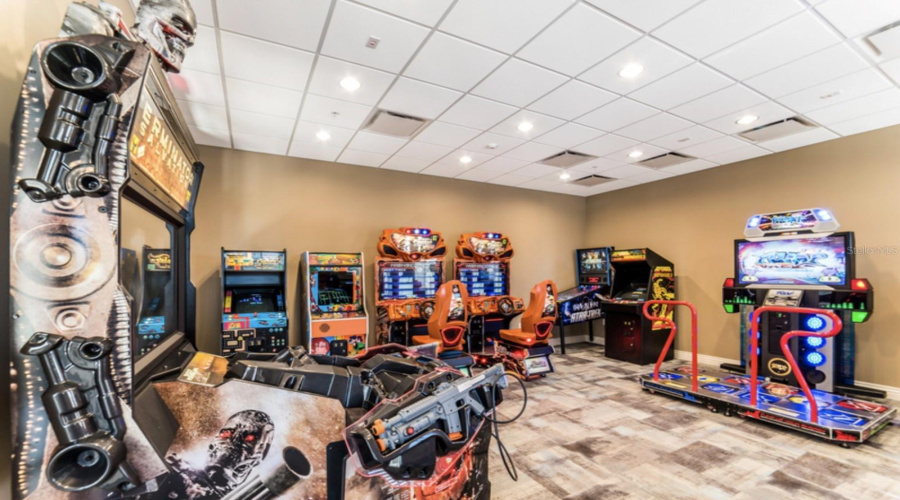 KISSIMMEE, Florida 34747, 5 Bedrooms Bedrooms, ,5 BathroomsBathrooms,Residential,For Sale,BENGAL,0,MFRO6402816