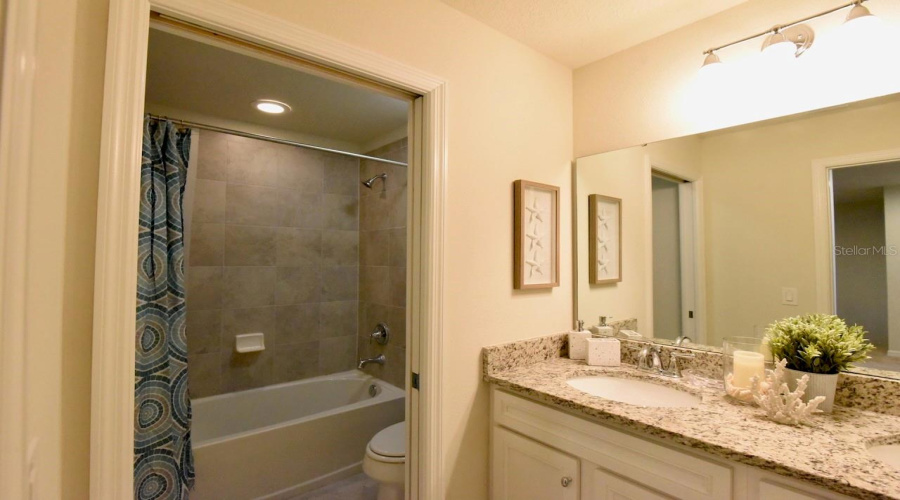 KISSIMMEE, Florida 34747, 5 Bedrooms Bedrooms, ,4 BathroomsBathrooms,Residential,For Sale,SYDNEY,0,MFRO6404821