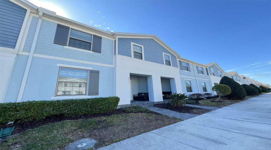 KISSIMMEE, Florida 34747, 5 Bedrooms Bedrooms, ,4 BathroomsBathrooms,Residential,For Sale,SYDNEY,0,MFRO6404821
