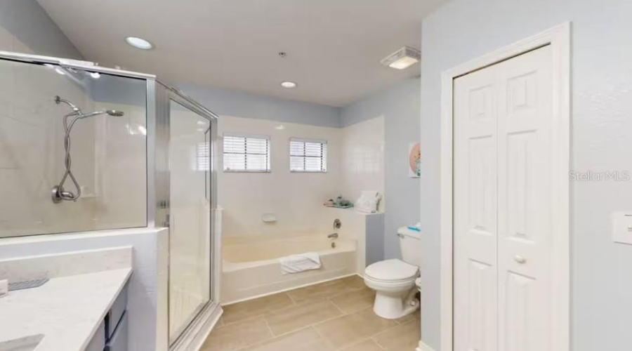 KISSIMMEE, Florida 34747, 3 Bedrooms Bedrooms, ,2 BathroomsBathrooms,Residential,For Sale,TREASURE TROVE,0,MFRO6404257