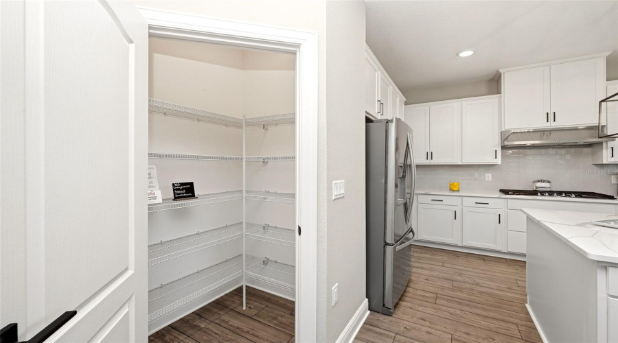 KISSIMMEE, Florida 34747, 3 Bedrooms Bedrooms, ,2 BathroomsBathrooms,Residential,For Sale,REMICK,0,MFRTB8503993