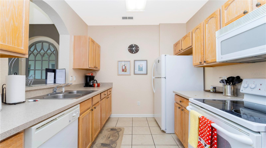 KISSIMMEE, Florida 34747, 3 Bedrooms Bedrooms, ,2 BathroomsBathrooms,Residential,For Sale,ALMATON,0,MFRO6404870