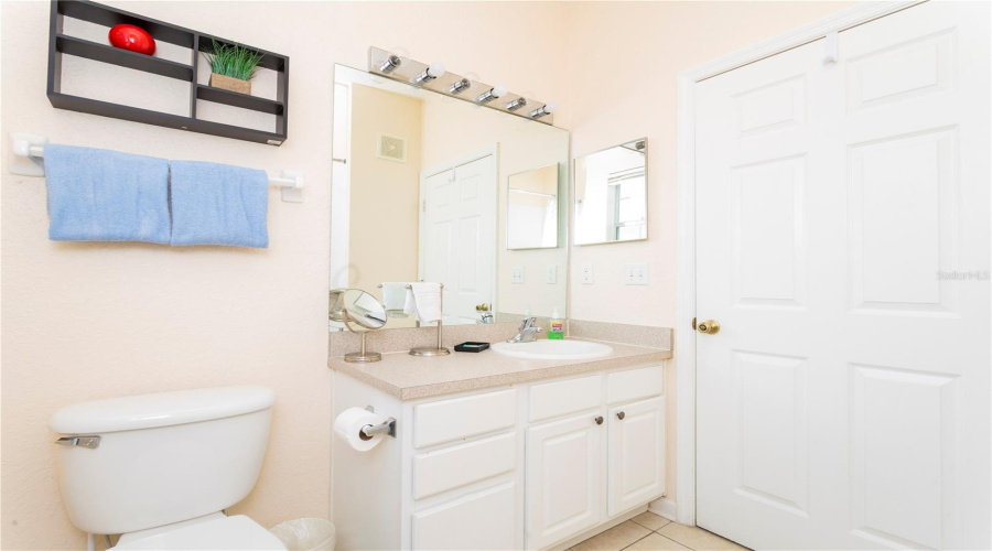KISSIMMEE, Florida 34747, 3 Bedrooms Bedrooms, ,2 BathroomsBathrooms,Residential,For Sale,ALMATON,0,MFRO6404870