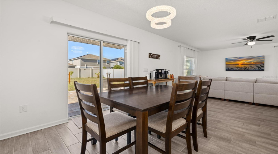 DAVENPORT, Florida 33837, 4 Bedrooms Bedrooms, ,2 BathroomsBathrooms,Residential,For Sale,BERRY,0,MFRS5149125