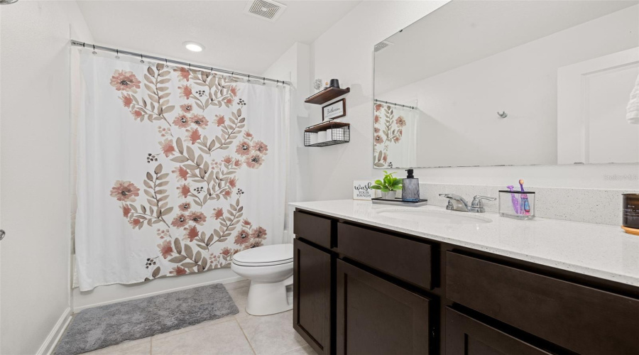 DAVENPORT, Florida 33837, 4 Bedrooms Bedrooms, ,2 BathroomsBathrooms,Residential,For Sale,BERRY,0,MFRS5149125