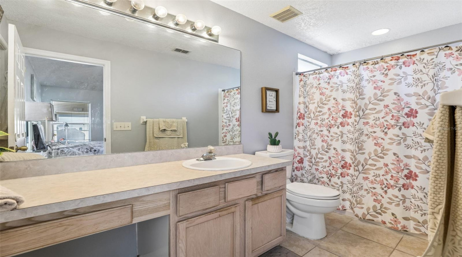 DAVENPORT, Florida 33897, 3 Bedrooms Bedrooms, ,2 BathroomsBathrooms,Residential,For Sale,CASTERTON,0,MFRO6403315