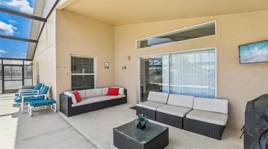 DAVENPORT, Florida 33897, 3 Bedrooms Bedrooms, ,2 BathroomsBathrooms,Residential,For Sale,CASTERTON,0,MFRO6403315