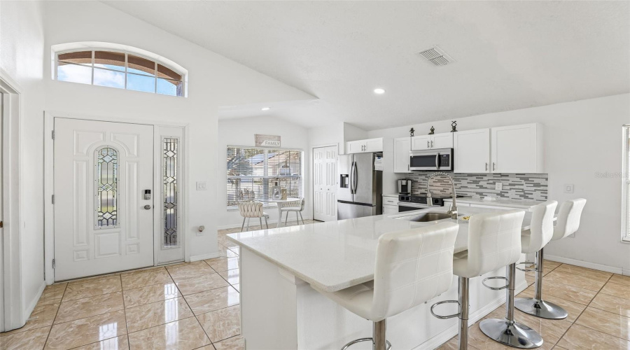DAVENPORT, Florida 33897, 3 Bedrooms Bedrooms, ,2 BathroomsBathrooms,Residential,For Sale,CASTERTON,0,MFRO6403315