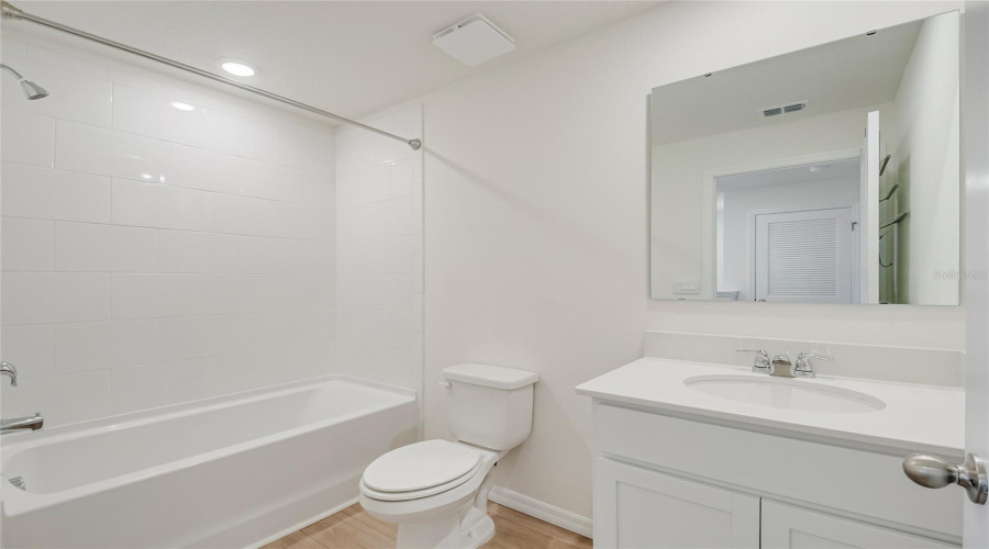 KISSIMMEE, Florida 34746, 3 Bedrooms Bedrooms, ,2 BathroomsBathrooms,Residential,For Sale,HAZEL,0,MFRS5148802