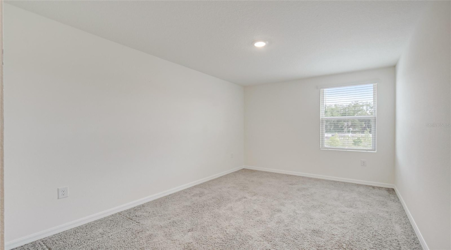 KISSIMMEE, Florida 34746, 3 Bedrooms Bedrooms, ,2 BathroomsBathrooms,Residential,For Sale,HAZEL,0,MFRS5148802