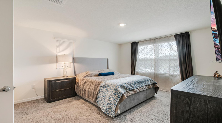 KISSIMMEE, Florida 34746, 3 Bedrooms Bedrooms, ,2 BathroomsBathrooms,Residential,For Sale,HAZEL,0,MFRS5148802