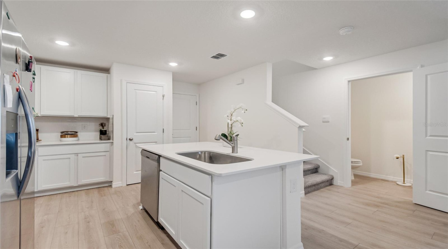 KISSIMMEE, Florida 34746, 3 Bedrooms Bedrooms, ,2 BathroomsBathrooms,Residential,For Sale,HAZEL,0,MFRS5148802