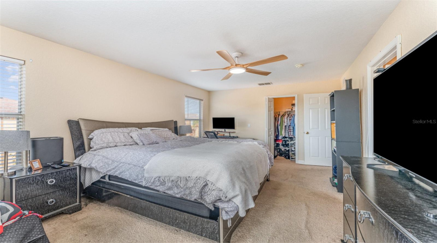 DAVENPORT, Florida 33897, 4 Bedrooms Bedrooms, ,3 BathroomsBathrooms,Residential,For Sale,CALABRIA,0,MFRO6278045