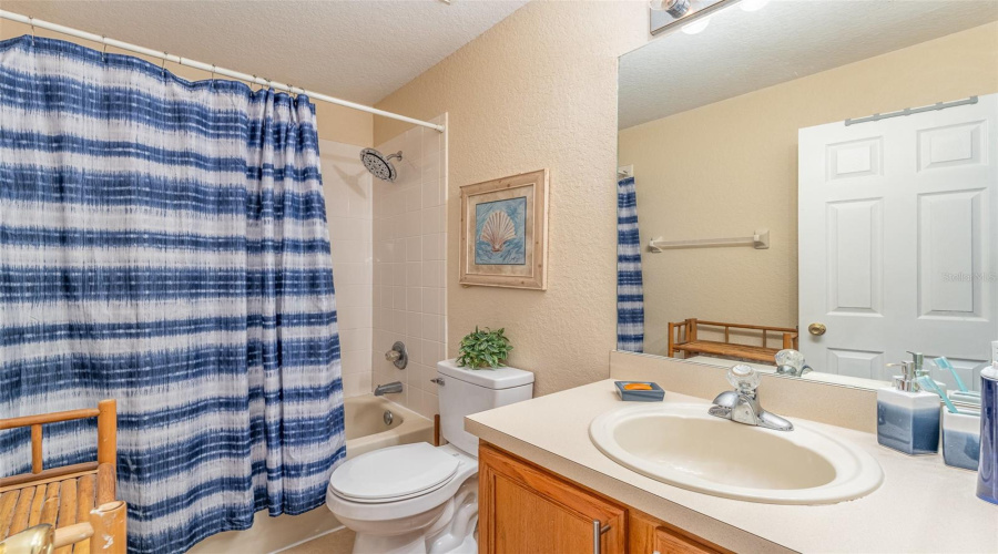 DAVENPORT, Florida 33897, 4 Bedrooms Bedrooms, ,3 BathroomsBathrooms,Residential,For Sale,CALABRIA,0,MFRO6278045