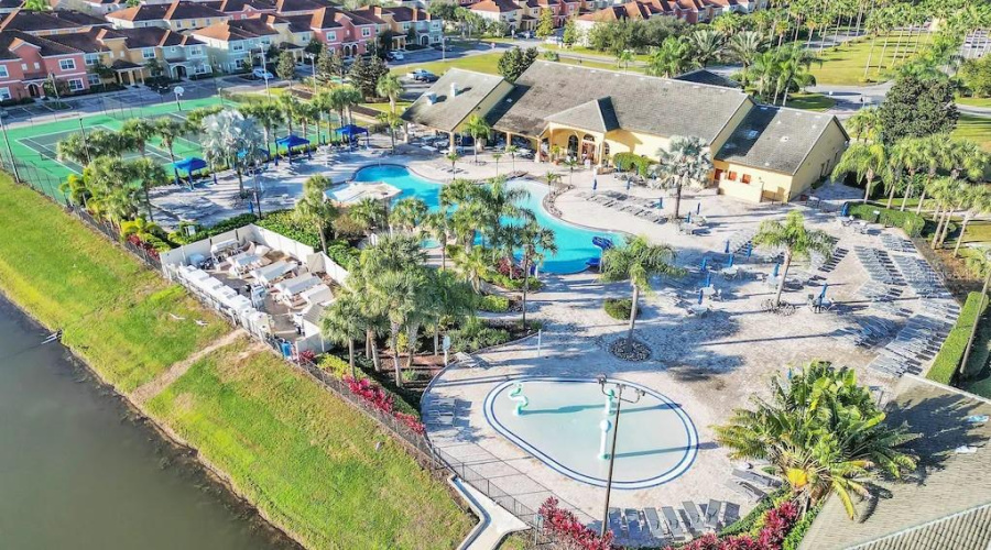 KISSIMMEE, Florida 34747, 5 Bedrooms Bedrooms, ,5 BathroomsBathrooms,Residential,For Sale,SUGAR PALM,0,MFRS5149166