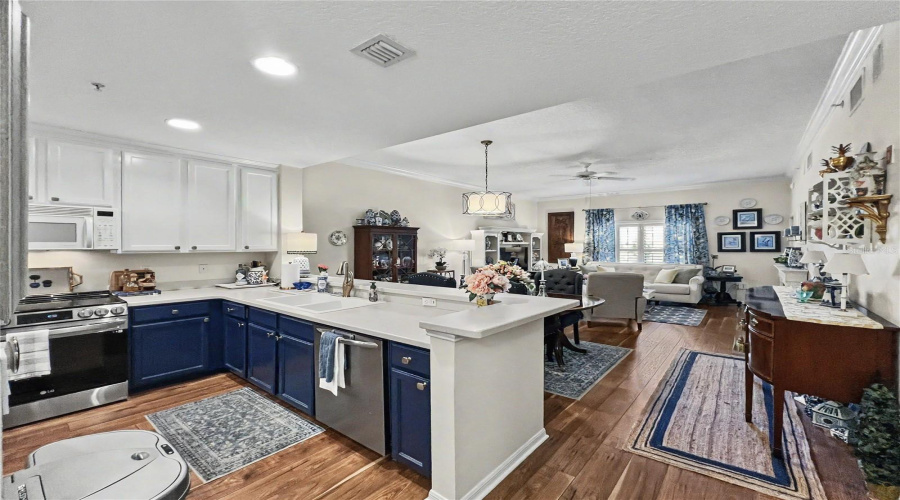 CELEBRATION, Florida 34747, 2 Bedrooms Bedrooms, ,2 BathroomsBathrooms,Residential,For Sale,WATERSIDE,0,MFRO6404835
