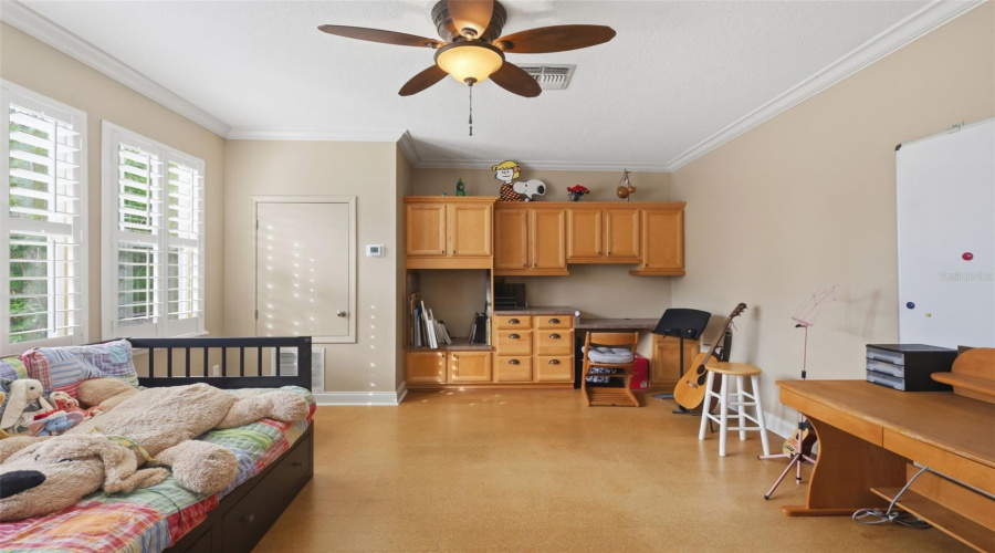 CELEBRATION, Florida 34747, 3 Bedrooms Bedrooms, ,2 BathroomsBathrooms,Residential,For Sale,PAWSTAND,0,MFRS5149179