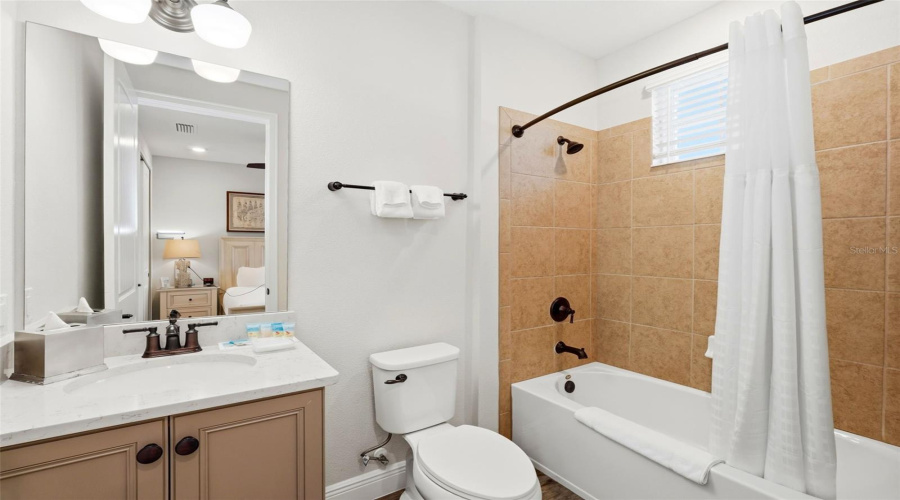 KISSIMMEE, Florida 34747, 5 Bedrooms Bedrooms, ,5 BathroomsBathrooms,Residential,For Sale,KNEE DEEP,0,MFRO6360849