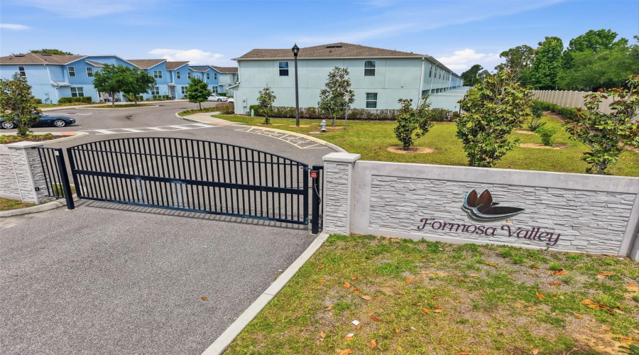 KISSIMMEE, Florida 34747, 4 Bedrooms Bedrooms, ,4 BathroomsBathrooms,Residential,For Sale,FORMOSA VALLEY,0,MFRO6404909
