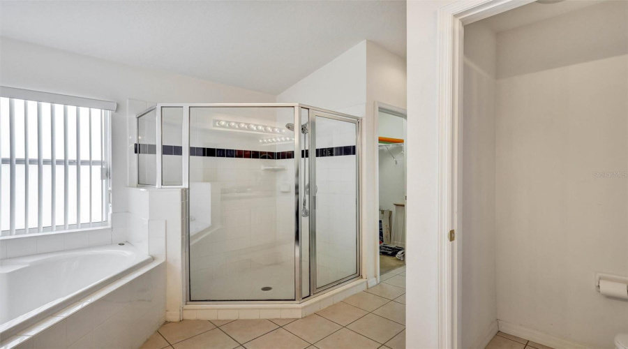 DAVENPORT, Florida 33896, 4 Bedrooms Bedrooms, ,3 BathroomsBathrooms,Residential,For Sale,KILDRUMMY,0,MFRS5149077