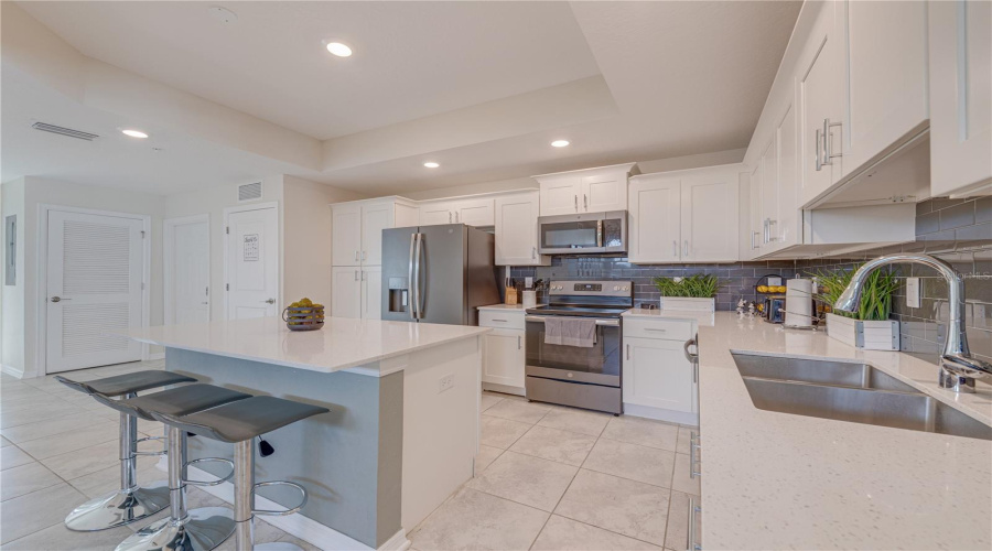 KISSIMMEE, Florida 34746, 3 Bedrooms Bedrooms, ,2 BathroomsBathrooms,Residential,For Sale,PARADOX,0,MFRS5136428