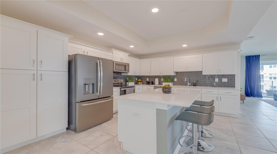 KISSIMMEE, Florida 34746, 3 Bedrooms Bedrooms, ,2 BathroomsBathrooms,Residential,For Sale,PARADOX,0,MFRS5136428